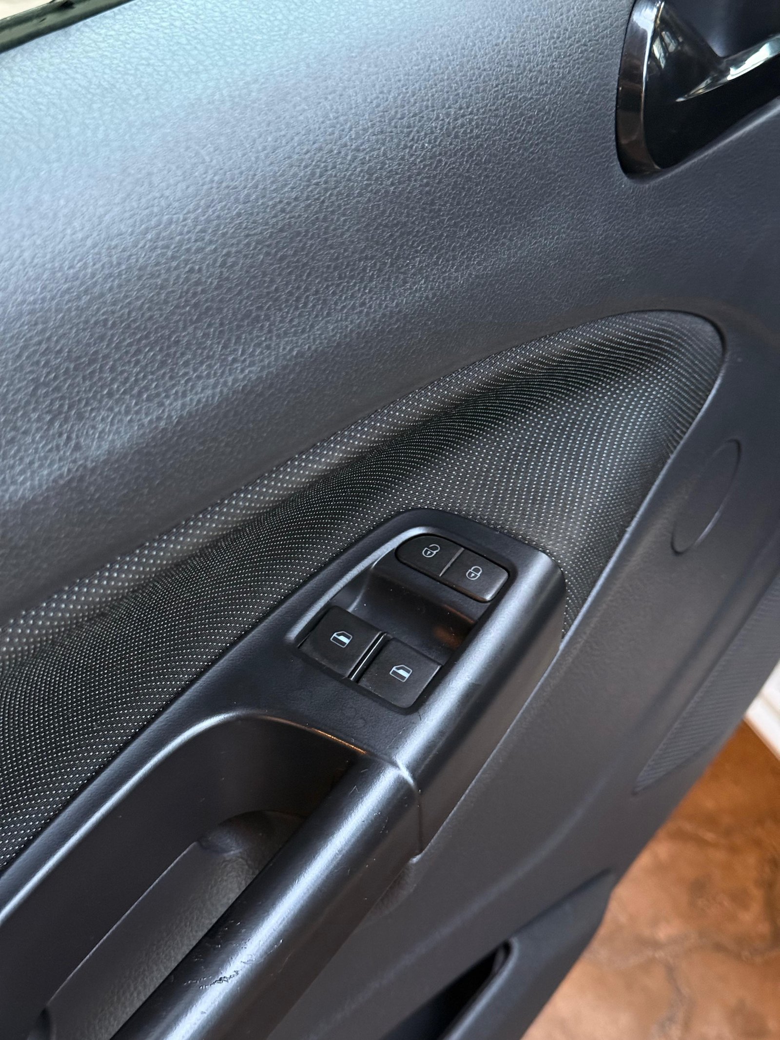 Volkswagen Voyage - foto 16