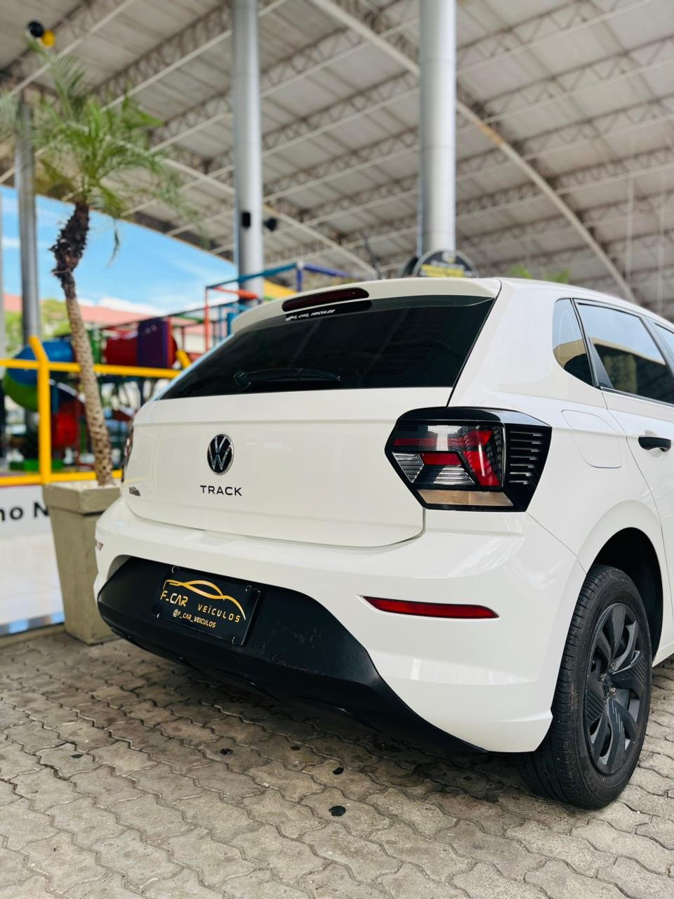 Volkswagen Polo Track - foto 5