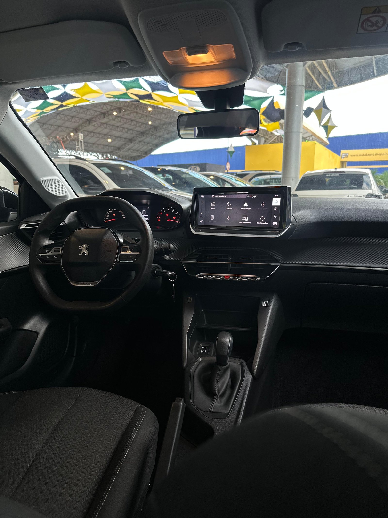Peugeot 208 Active - foto 8
