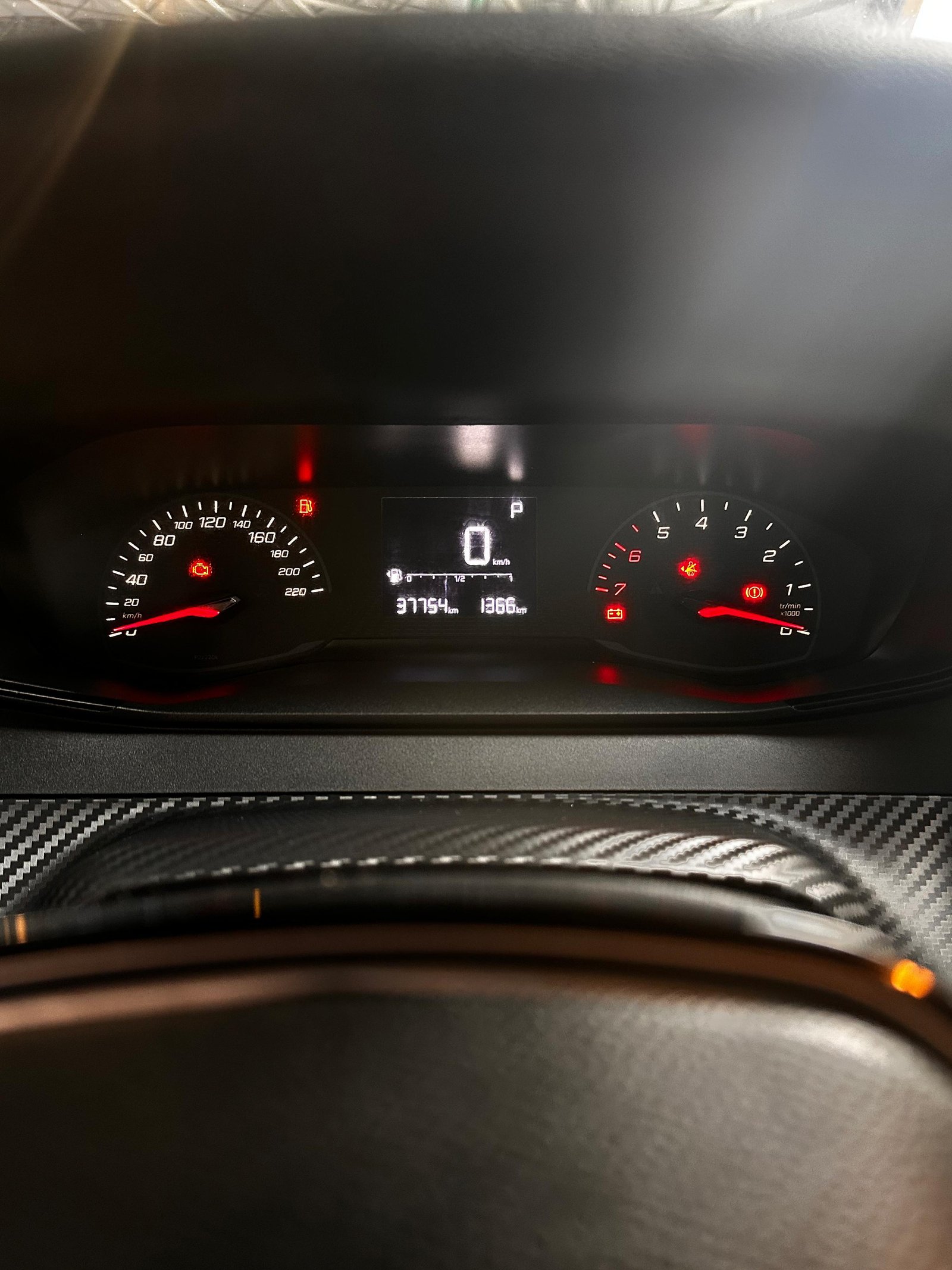 Peugeot 208 Active - foto 9
