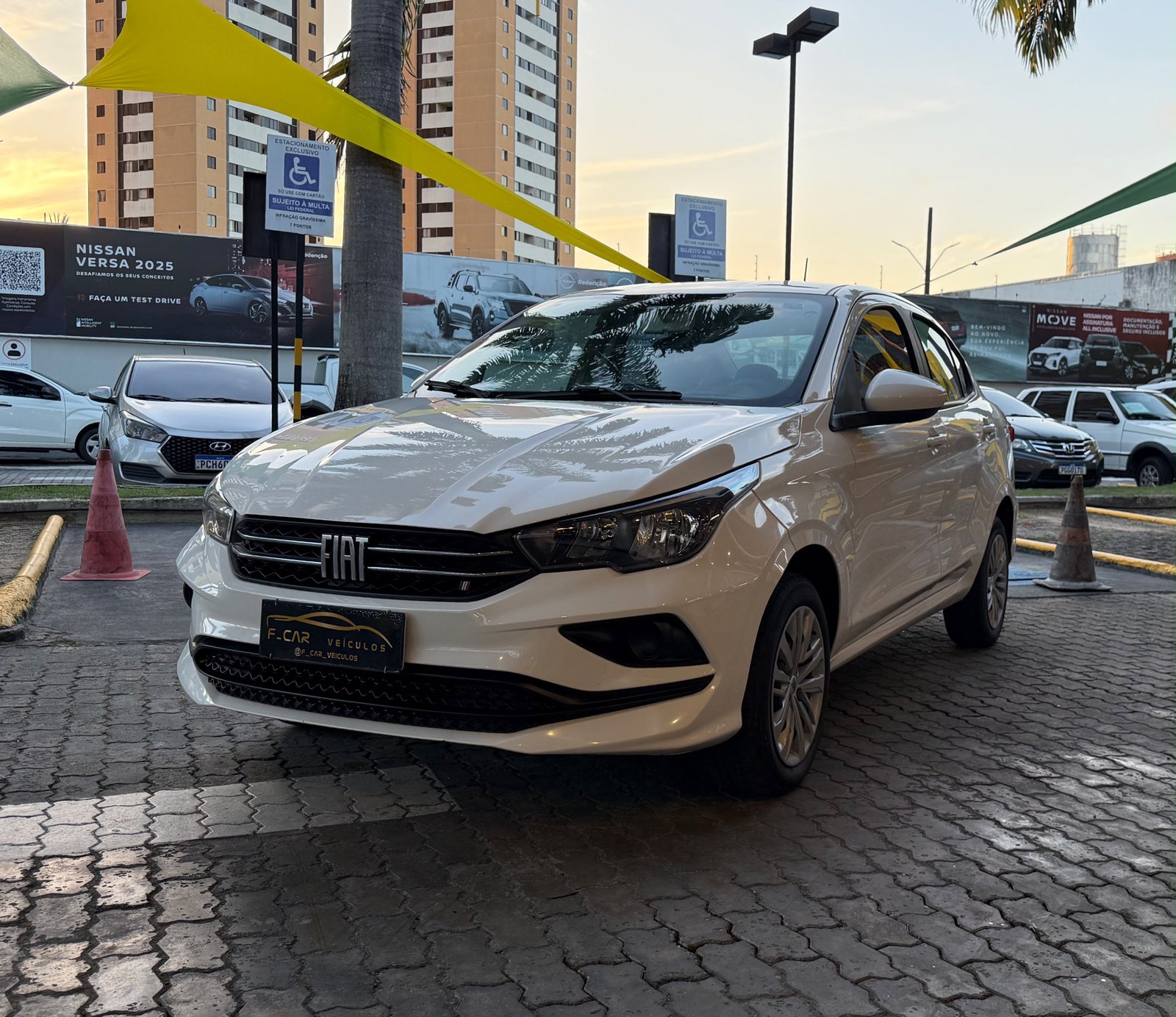 Fiat Cronos Drive - foto 2