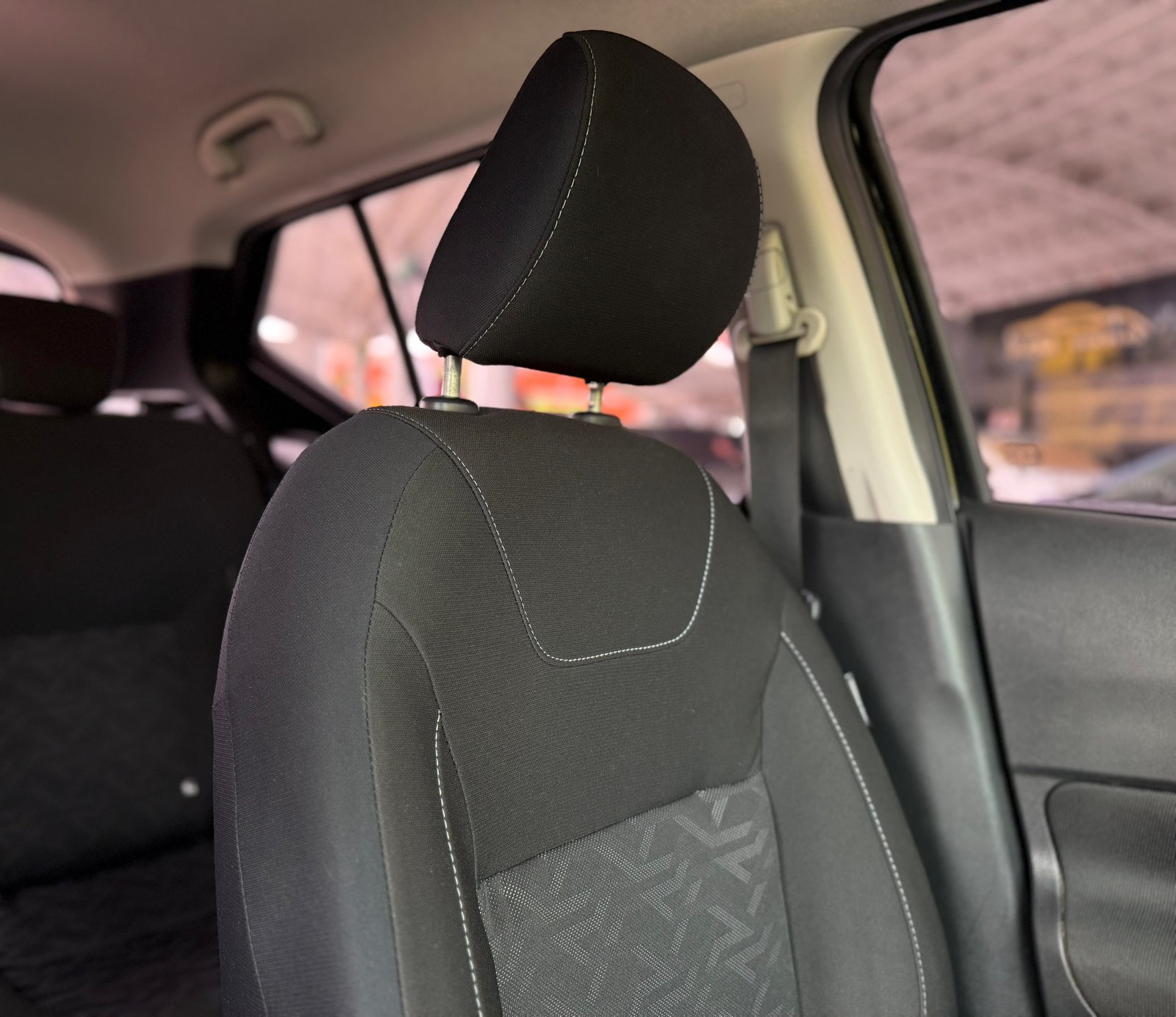Nissan Kicks Sense - foto 16