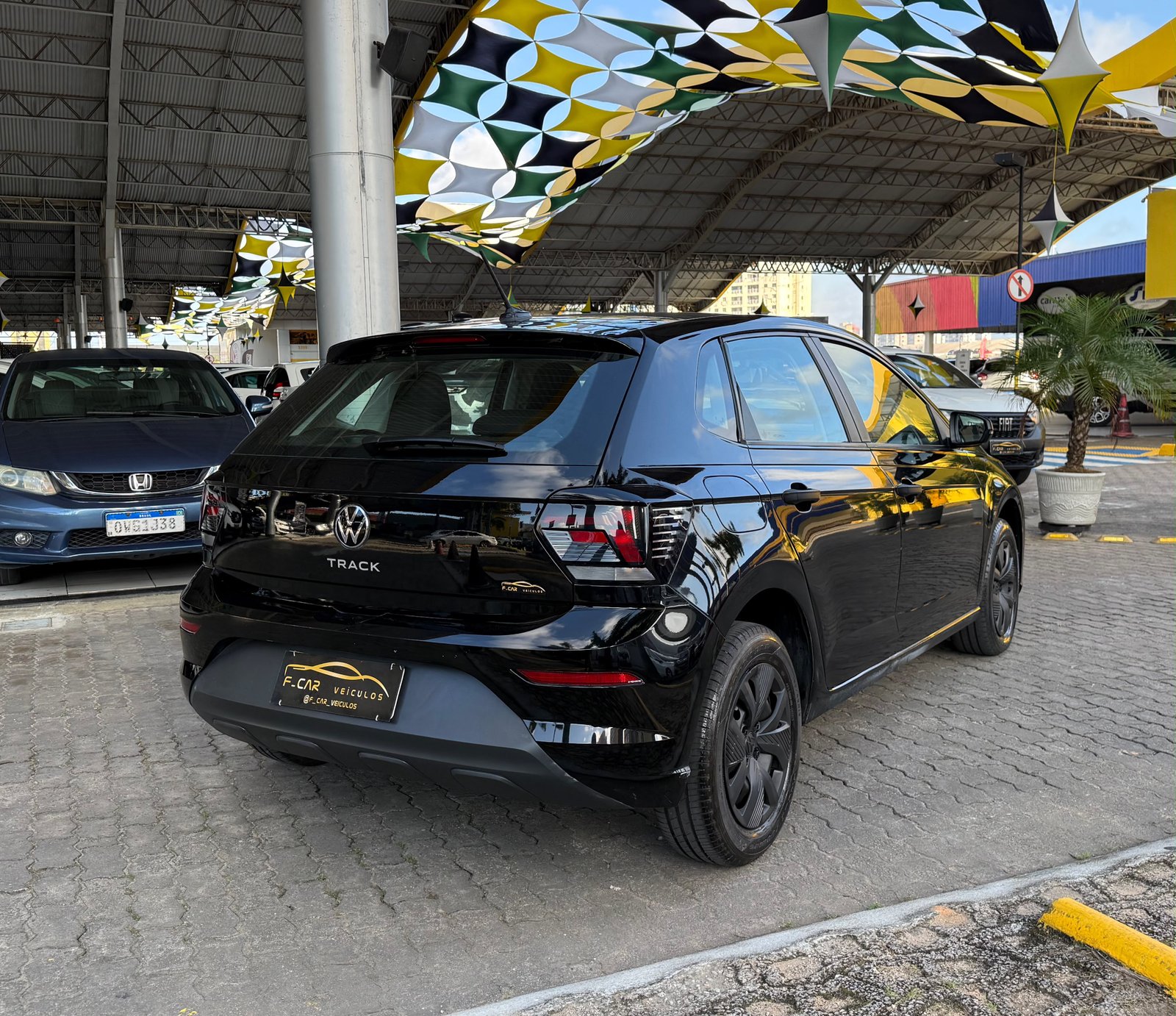 Volkswagen Polo Track - foto 5