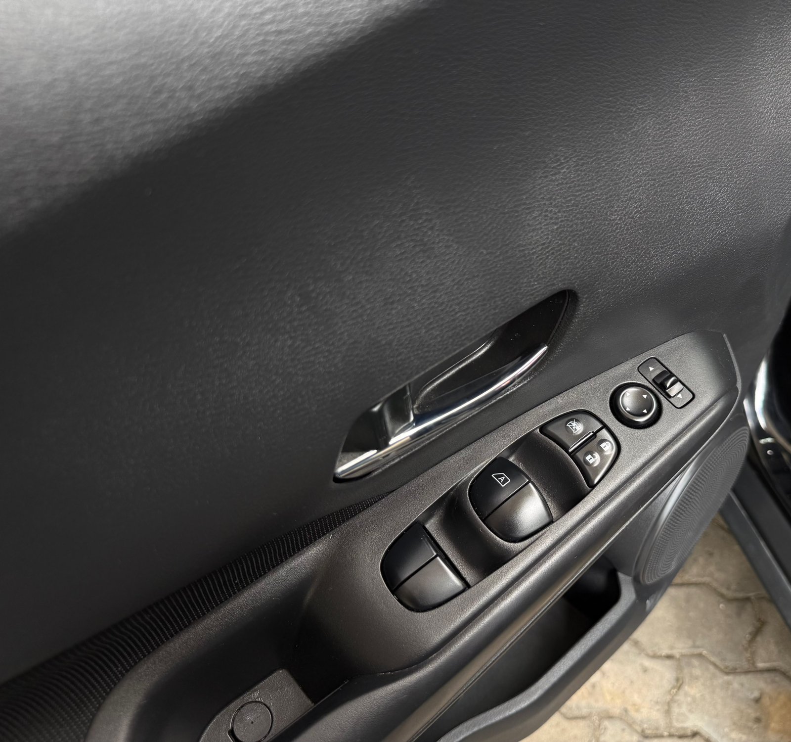 Nissan Kicks Sense - foto 14