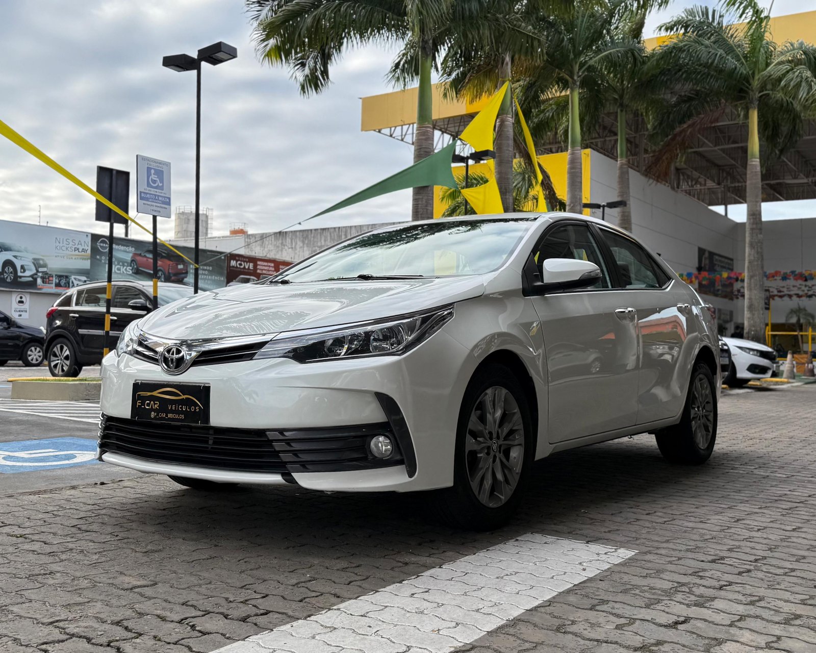 Toyota Corolla Xei - foto 2